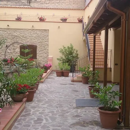 Al Vecchio Pozzo Apartment *